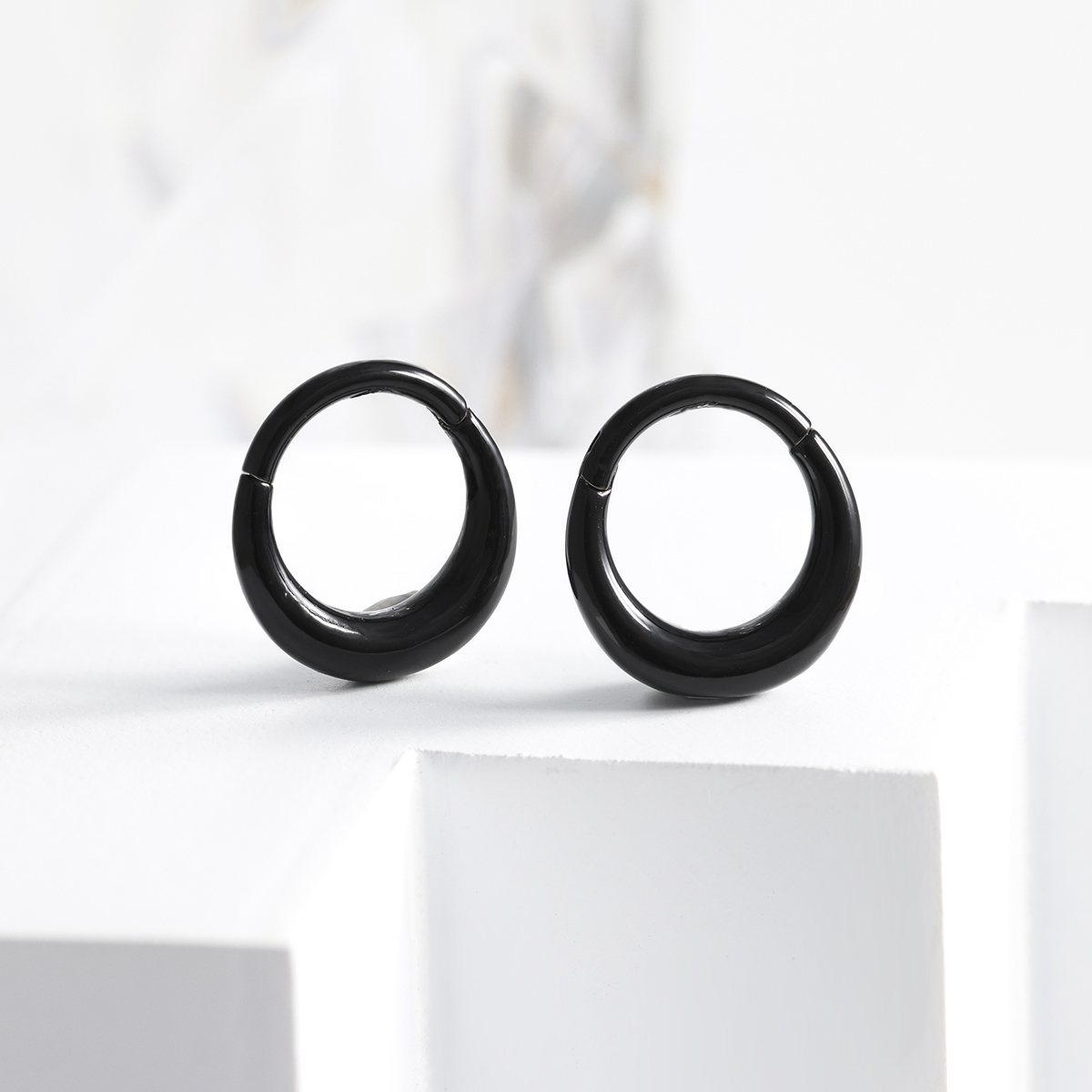 Piercing ad anello incernierat - Clicker Ring Seamless recensione e prezzo