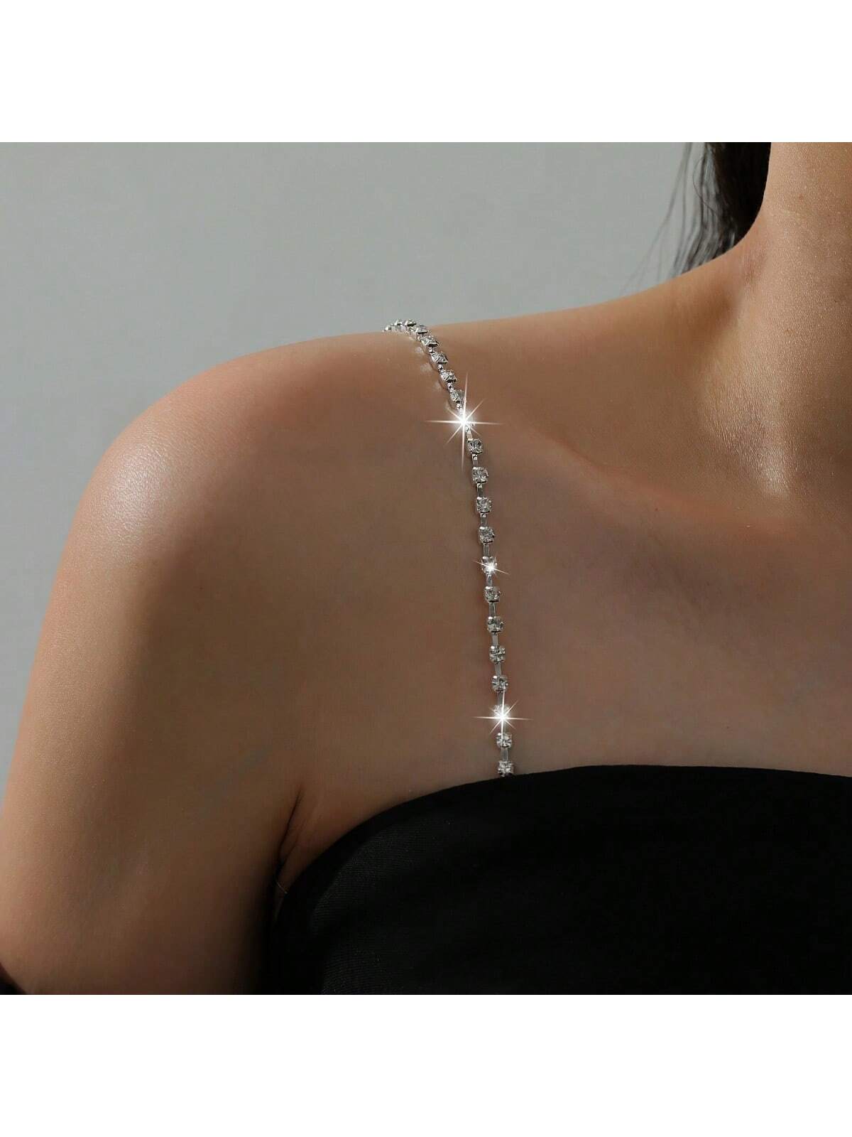 Eleganti spalline regolabili p - Body Jewelry Bra recensione e prezzo
